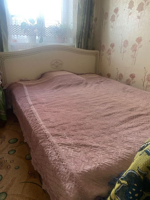 Продам шифонер 4х дверный и кровать