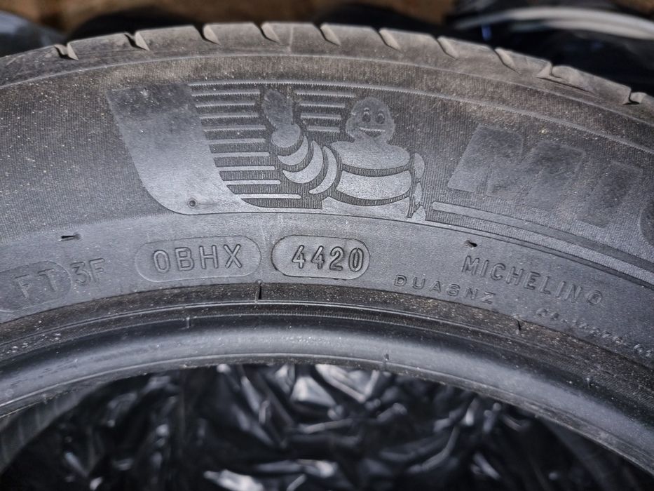Michelin Primacy 4 215/55 R17