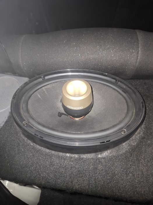Kenwood botex sotiladi