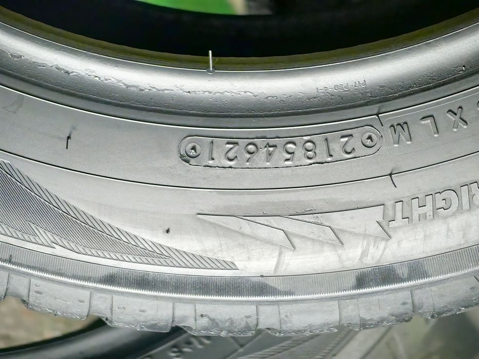 215/55R17 Toyo allseason 2021 6,8mm stare foarte buna
