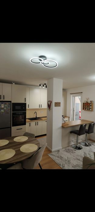 Apartament 3 camere + parcare CF