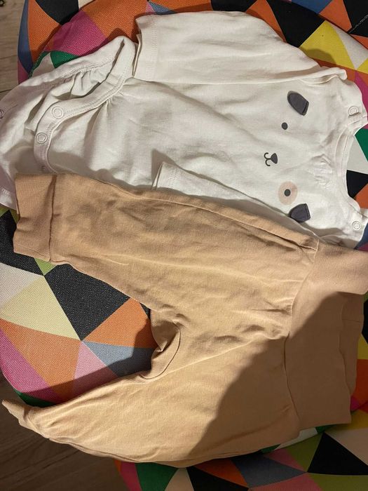 Costumas H&M pentru BEBE 3 luni - APROAPE NOU