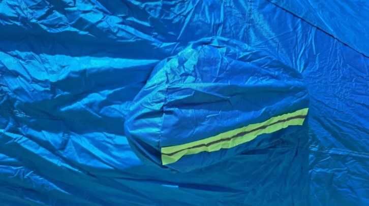 Покривало за кола ватирано отвътре, с цип и джоб за огледала На склад