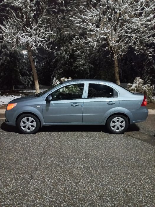 Nexia 3 Ravon sotiladi xolati ideal  kraska radnoy