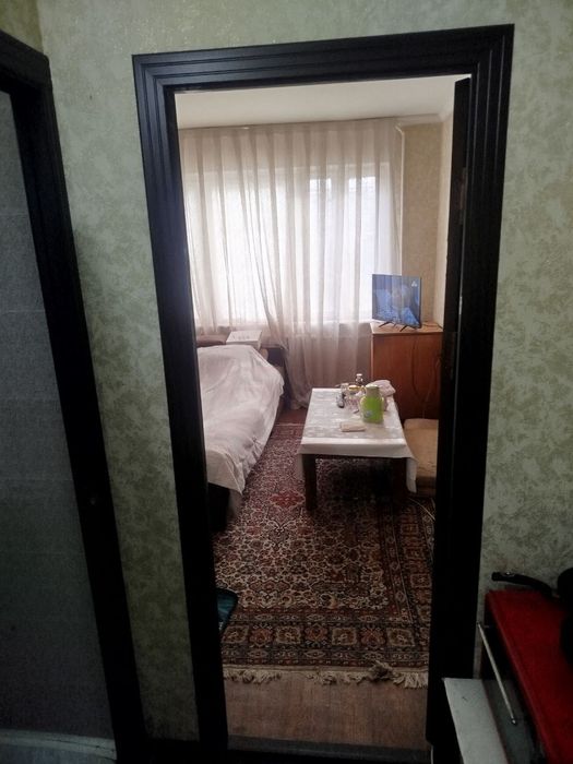 Яшнабод Рисивий 1 комнат общижит продаётся срочно