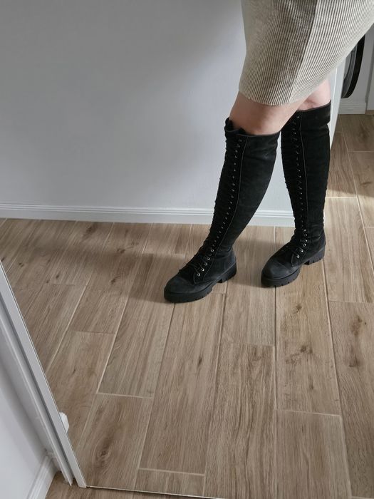 Cizme înalte piele întoarsă