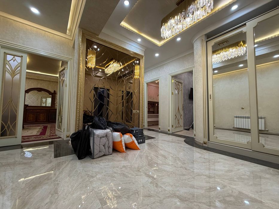 Продается 4/5/8 140м2 в Новостройке, ор-р: кафе фрегат