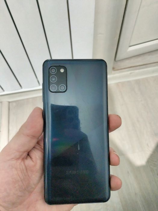 Продам Samsung A31 64gb