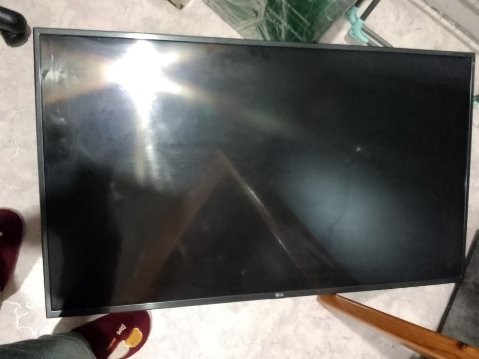 Продам телевизор LG 49UH651V