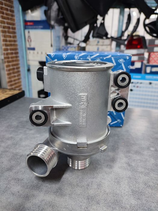 Помпа F10 F30 N20 двигатель