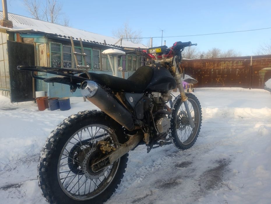 Продам мотоцикл 250куб