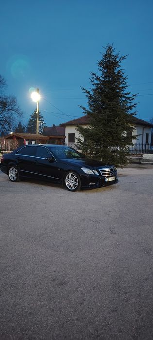 Продавам Мерцедес Е350 AMG спорт пакет