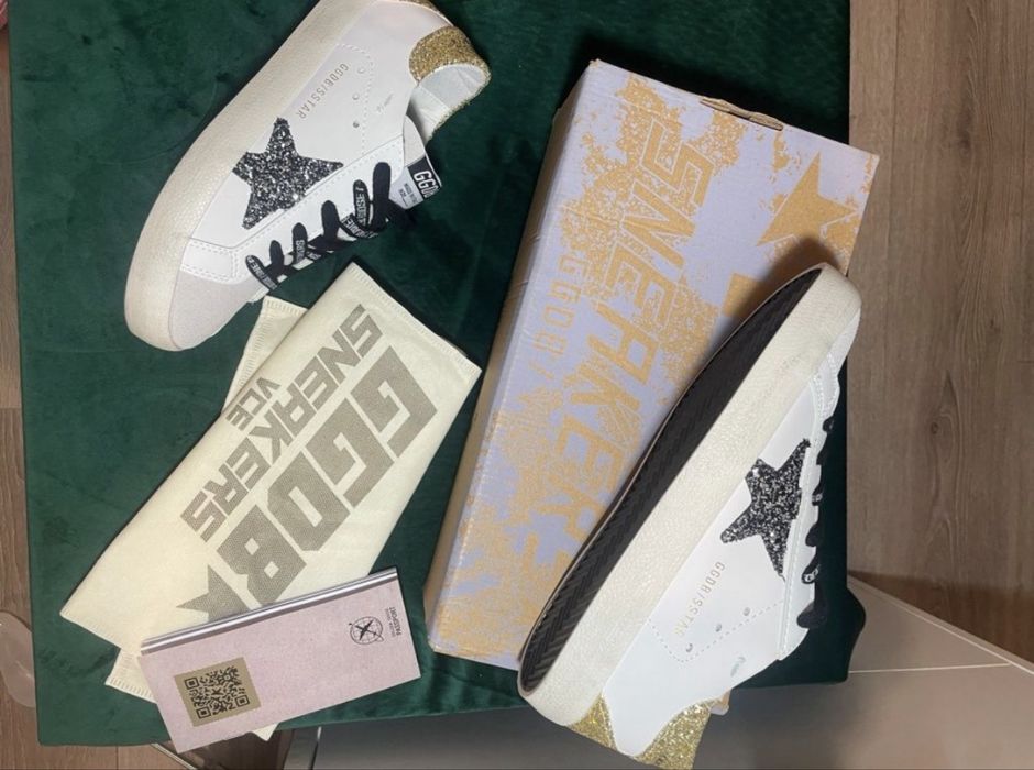 Adidasi dama golden goose