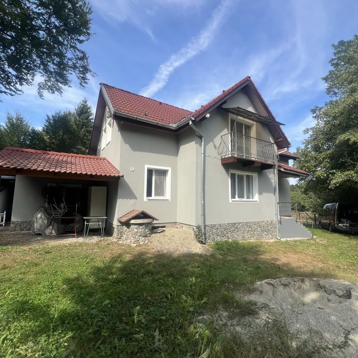 Casa de vacanta in zona turistica Valea Avrigului