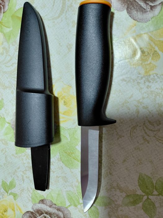 Градински нож Fiskars K40