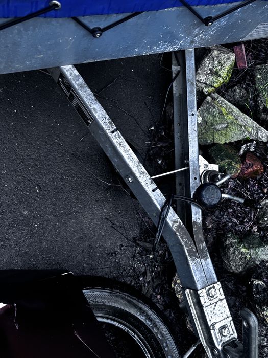 Remorca 750kg cu prelata