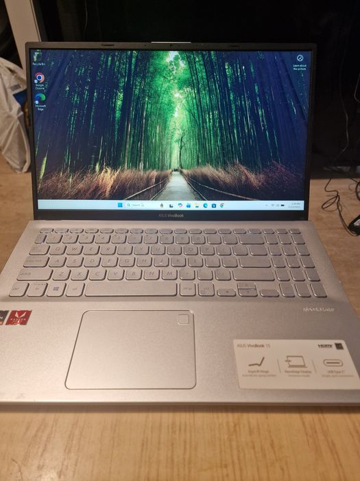 Laptop Asus Vivobook X512D