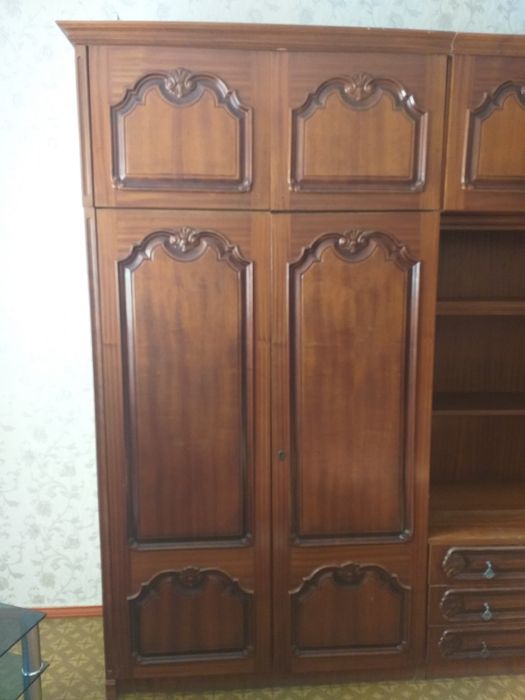 Стенка РУМЫНИЯ для гостиной комнаты