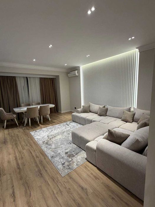 Новостройка, 3 комнаты, 108 м², сквозная, ул. Чехова