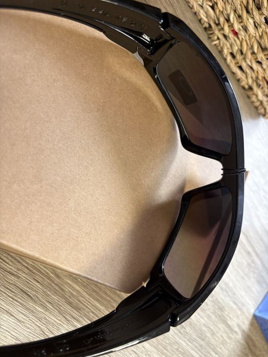 Oakley BATWOLF Matte Blackout POLARIZED Galaxy Jade lens Sunglass 9101