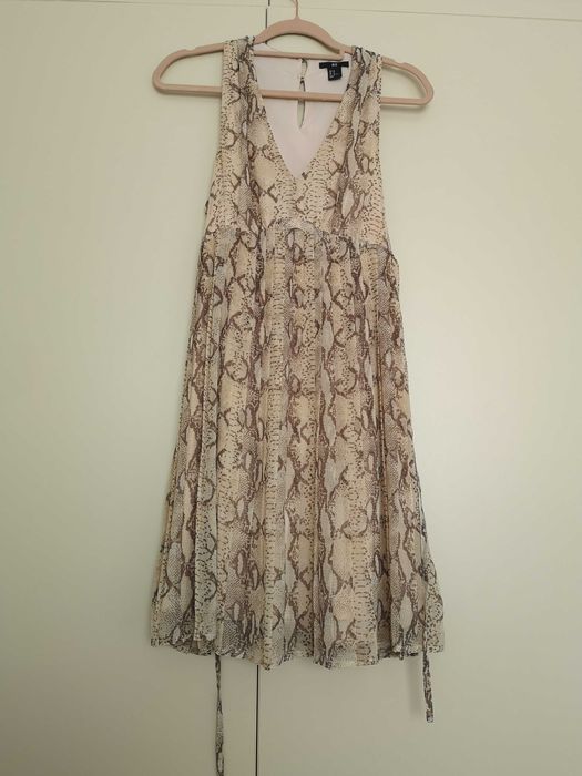 РАЗПРОДАЖБА Рокли (различни модели, номера, цени)