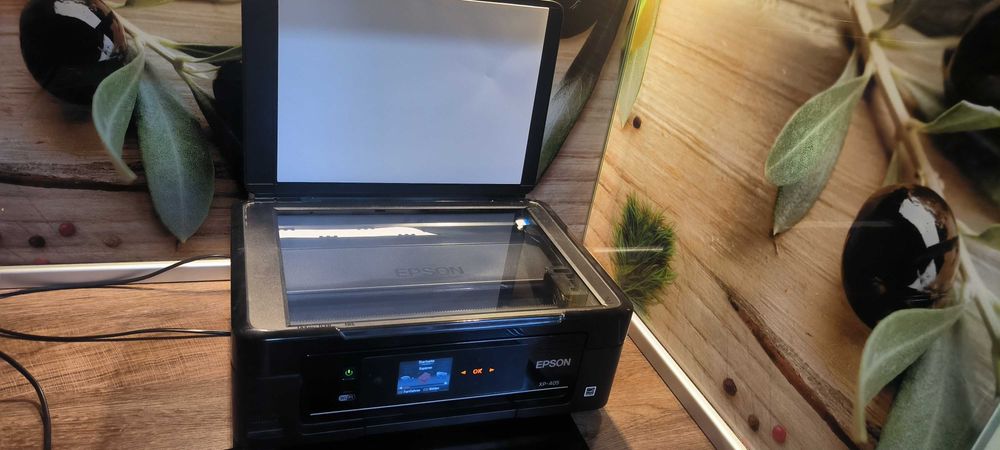 Цветен принтер със скенер EPSON XP-405