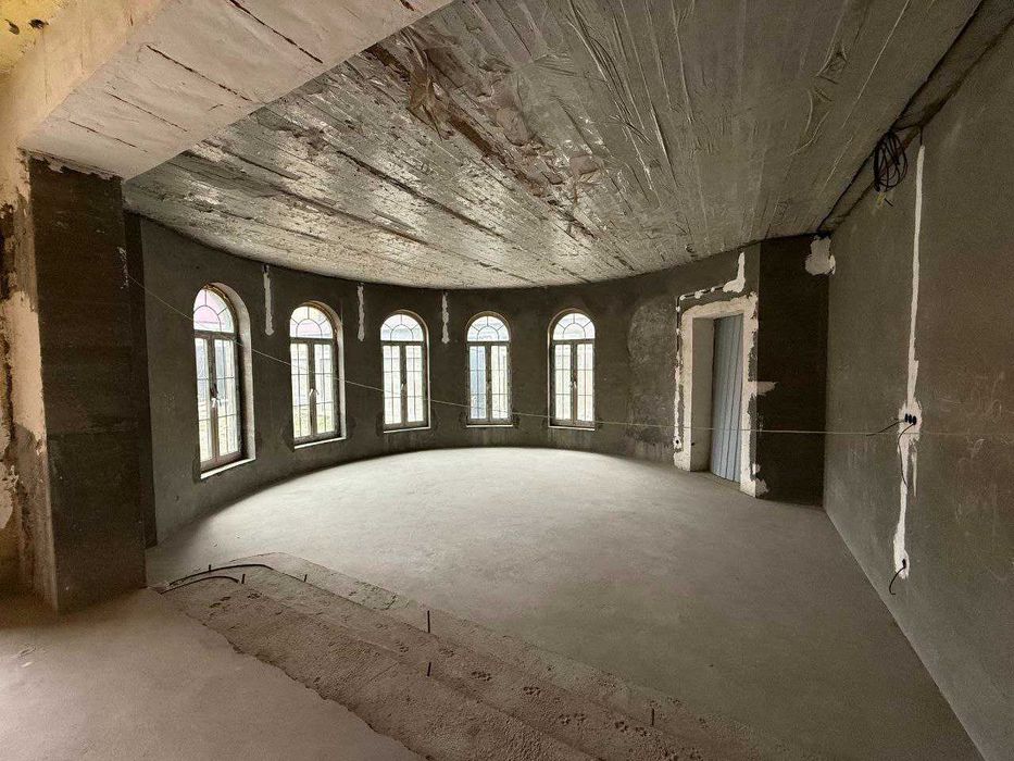 Продаётся участок 2-Этажный Дом 7-соток  Фасад 30х23 СанПИ,