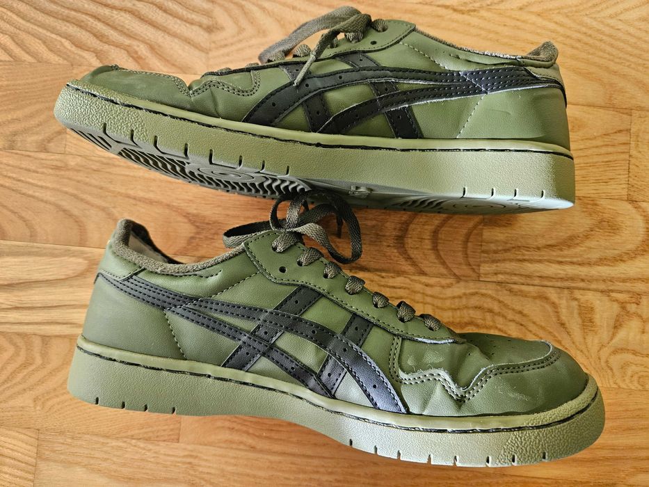 Продават се мъжки маратонки "ASICS" в много добро състояние