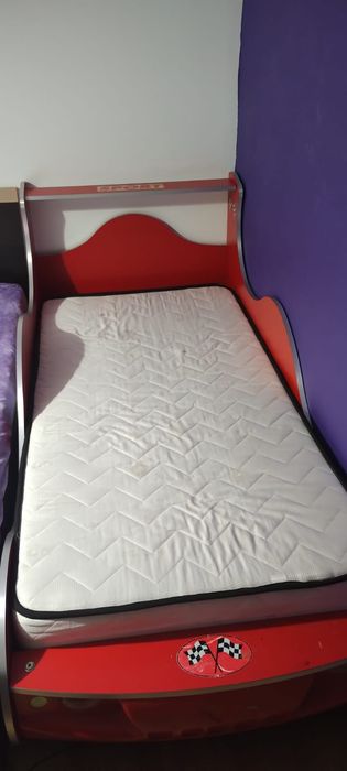 Pat copii, model mașină, 2000x1000