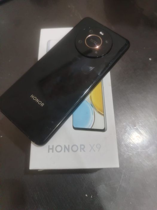 Продам Honor X9 Magic полный комплект