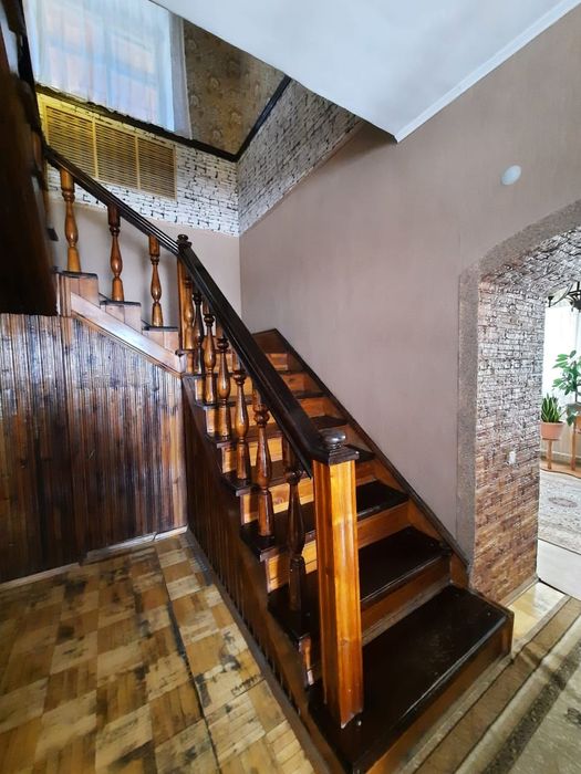 Дом на красном кордоне