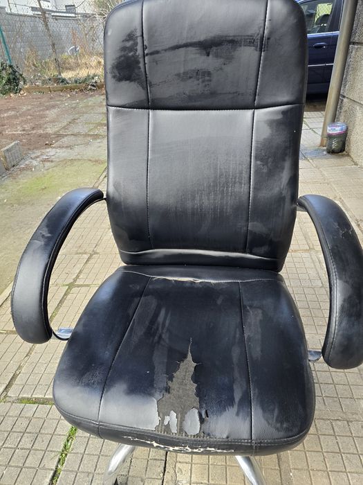 Офис стол с механизъм за височина