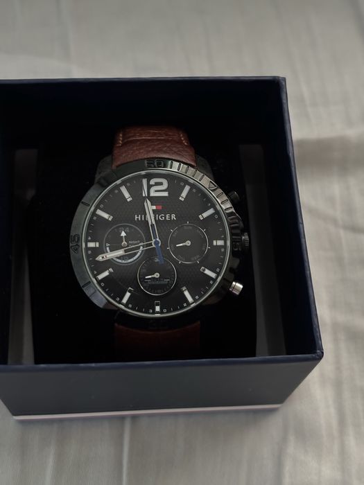 мъжки часовник Tommy Hilfigher