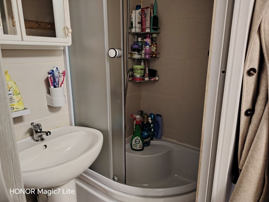 Vând garsonieră – zona Narcisa, strada Neptun