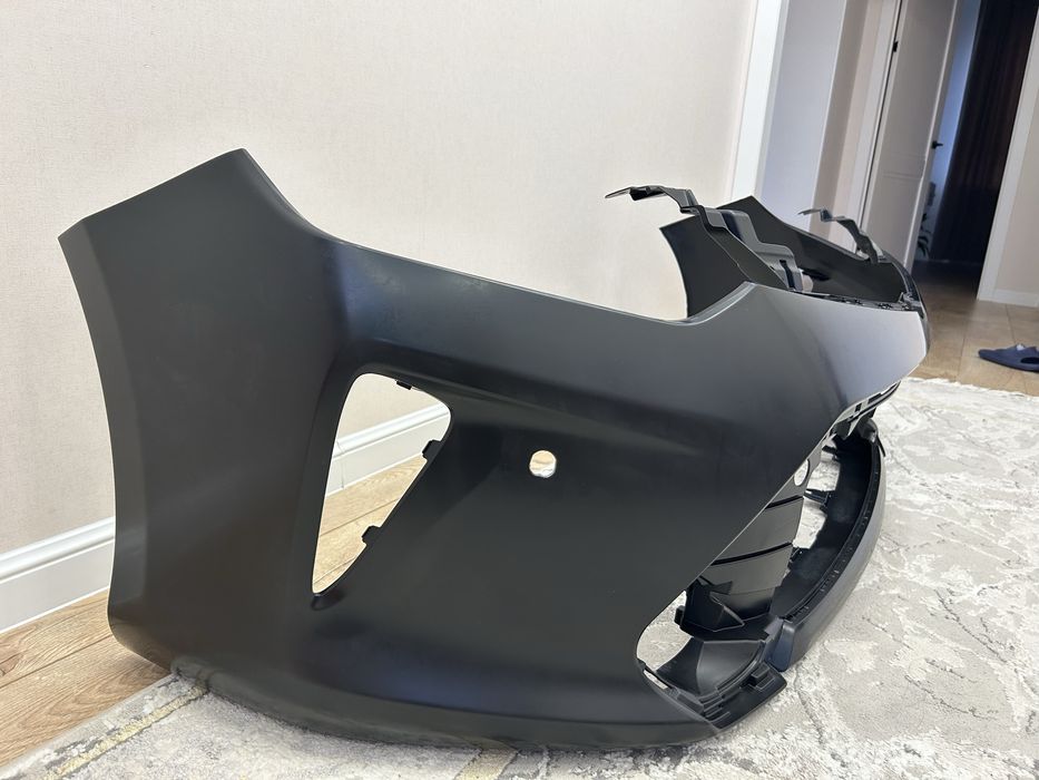 Бампер на Toyota camry 55