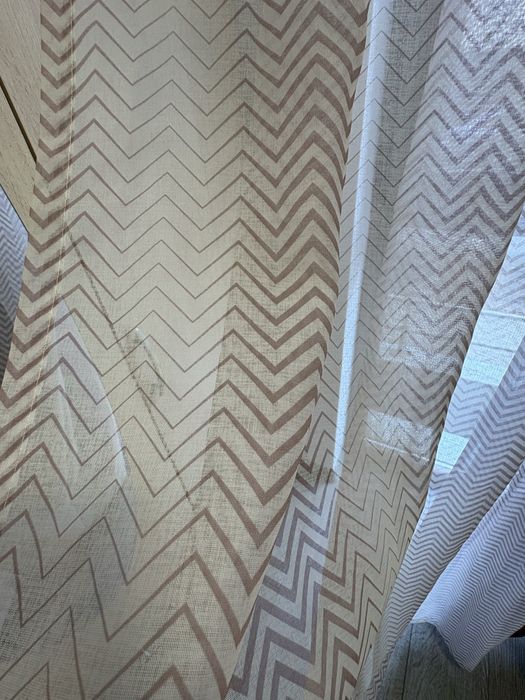 Perdele și draperie (nuanțe de roșu)