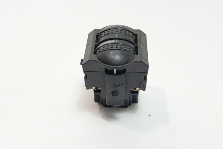 Buton reglaj faruri 3B0941333C Volkswagen VW Passat B5.5 (facelift)