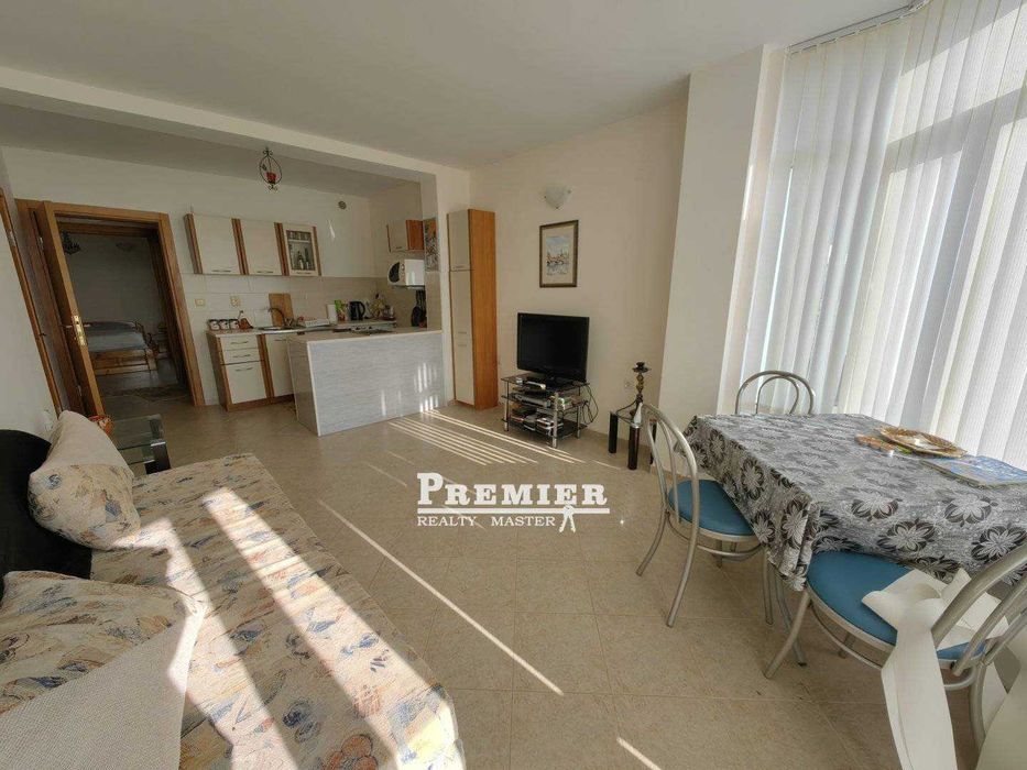 Продава се Тристаен апартамент в Свети Влас - 70 кв.м за 1229 €/кв.м - Снимка #3