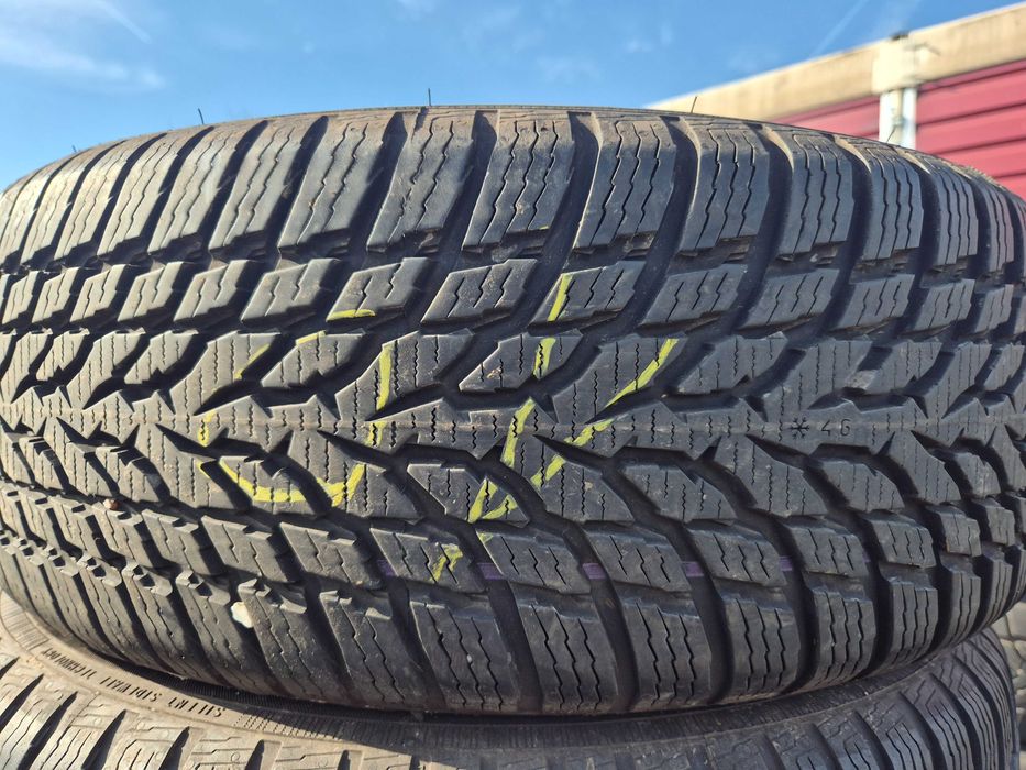 2 Anvelope M+S - 205/65/15 - NOKIAN - CA UNELE NOI - DOT 2021 !