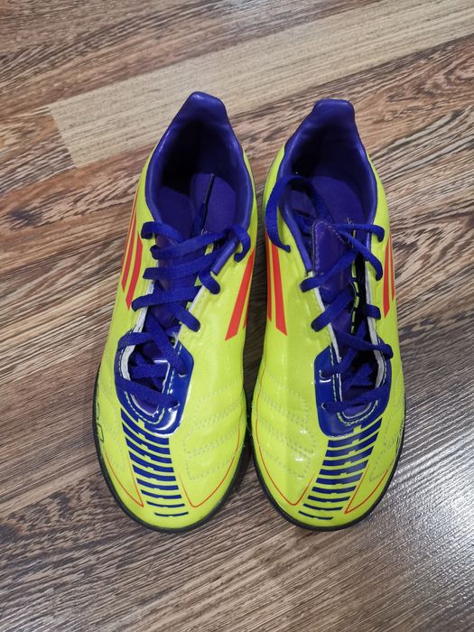 Спортни обувки Adidas