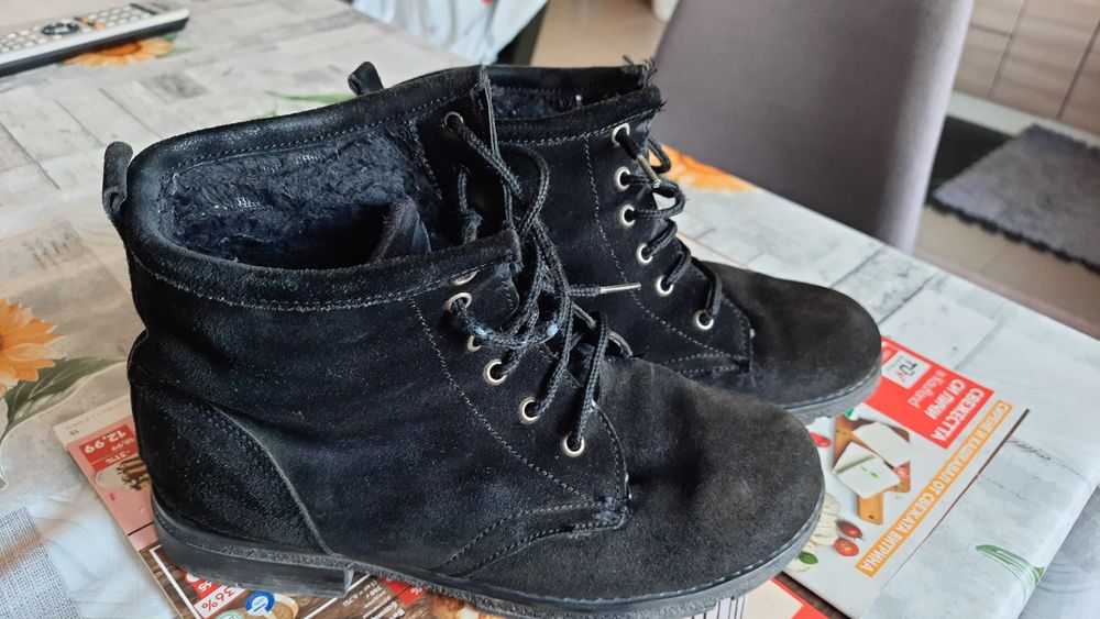 Черни дамски боти от набил -37 номер