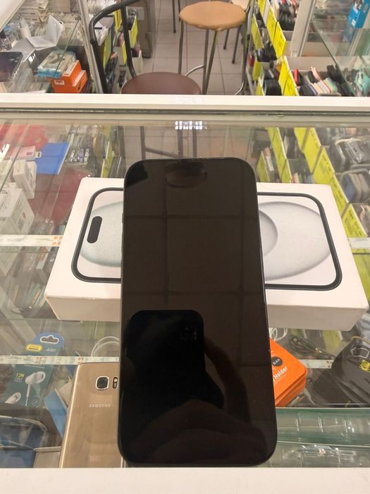 Iphone 15 гарантия есть