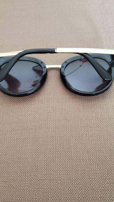 Ochelarii Dolce Gabbana originali.