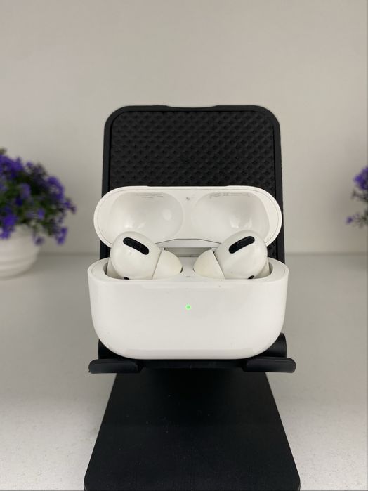 Наушники AirPods Pro