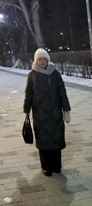Продам пуховик очень теплый