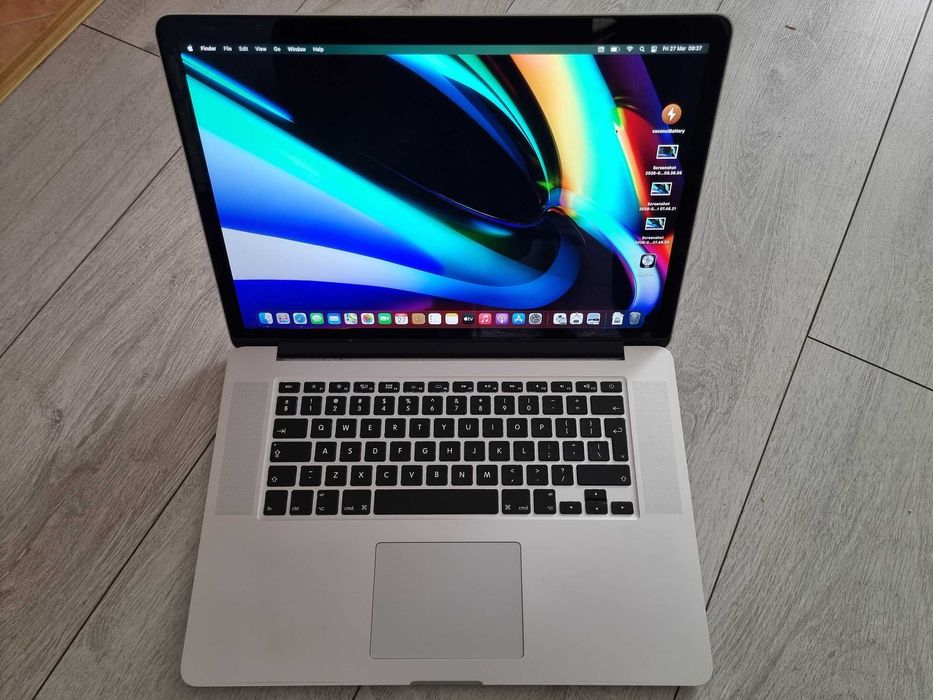 Macbook Pro 15 late 2013, i7, 16gb RAM, 1TB SSD, baterie noua