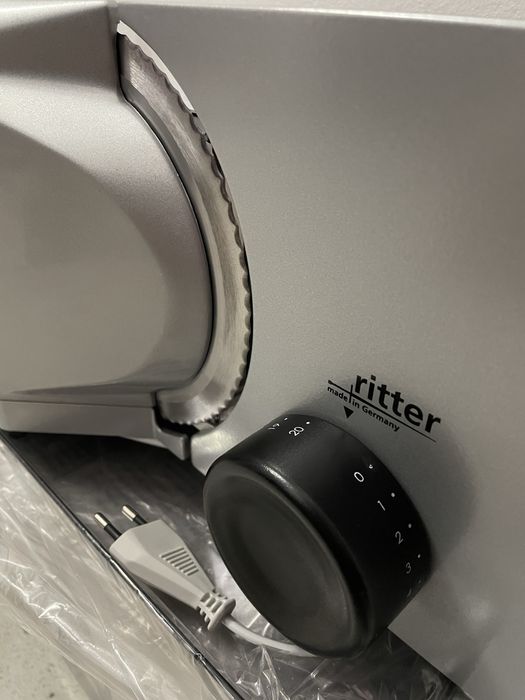 Feliator ritter nou