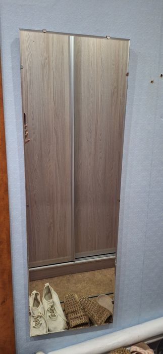 Зеркало настенное