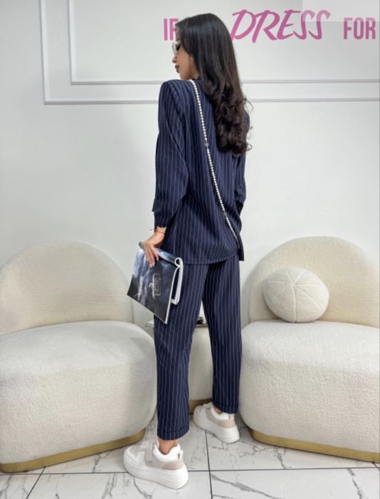 Комплект панталон и блейзър LBD