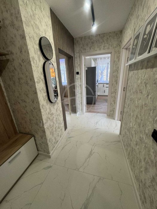 Продава се Тристаен апартамент в Пловдив, Център - 70 кв.м за 2108 €/кв.м - Снимка #18